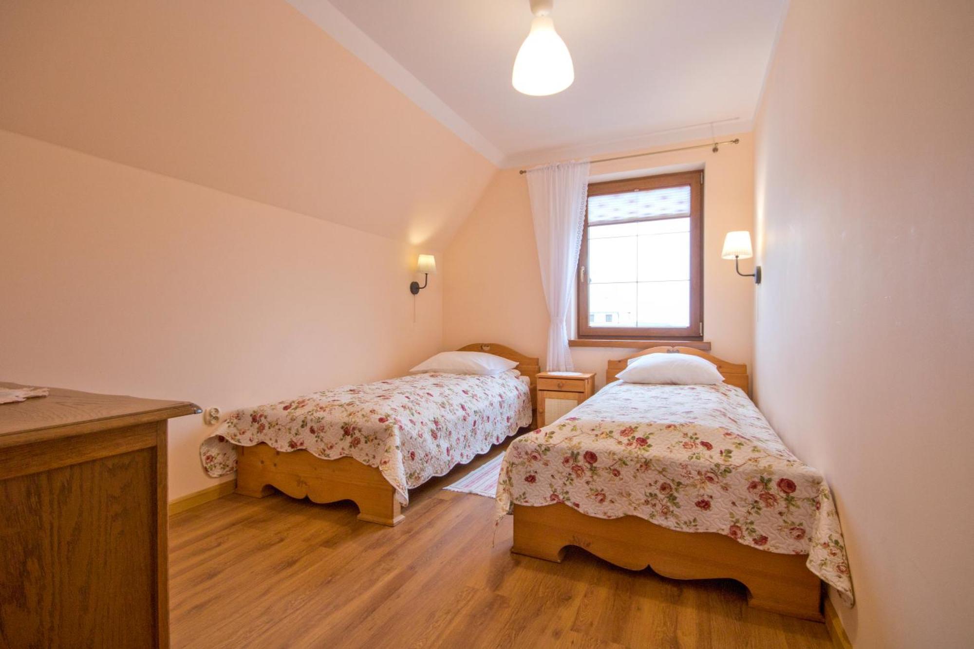 Apartamenty Trojaki Przy Termach - Banska Nizna Phòng bức ảnh